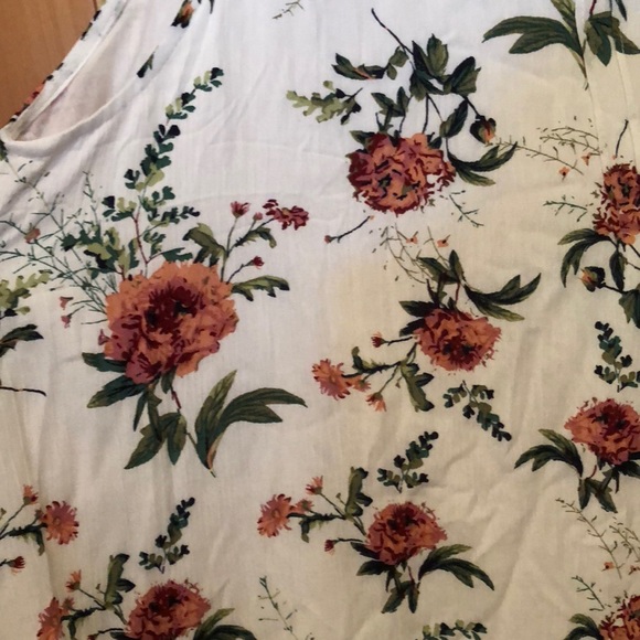 NWT Dress Plus size Floral - Picture 5 of 5